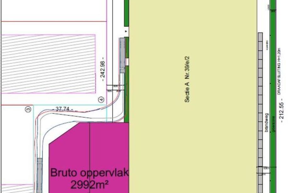 In dit representatieve semi-industriële gebouw bieden wij verschillende oppervlaktes te huur aan.

Huurprijzen exclusief Onroerende Voorheffing en servicekosten.

Contacteer ons voor verdere informatie of om een bezoek ter plaatse in te plannen.