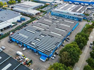 Bedrijvenpark Moerbroek is een modern en dynamisch businesspark met circa 6.377 m&sup2; opslag- en assemblageruimte en 1.173 m&sup2; kantoorruimte in een afzonderlijk kantoorgebouw.
Beschikbaarheden vanaf 185 m&sup2;.

Dankzij de strategische ligging vlak bij de afri