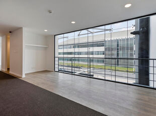 FORUM bevindt zich in het bruisende OFFICE PARK MECHELEN, dat bestaat uit vier gebouwen met een totale kantoorruimte van 30.000m². Het park biedt een bedrijfsrestaurant en ruime parkeergelegenheid, zowel ondergronds als bovengronds.

De locatie van FORUM