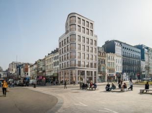 Het betreft de verhuur van moderne kantoorruimtes in het nieuw ontwikkelde gebouw &ldquo;Lennert Van Leemput&rdquo;, gelegen op een iconische hoeklocatie aan de Frankrijklei 15, 2000 Antwerpen (hoek De Keyserlei / Frankrijklei). Dit gebouw onderscheidt zich door 