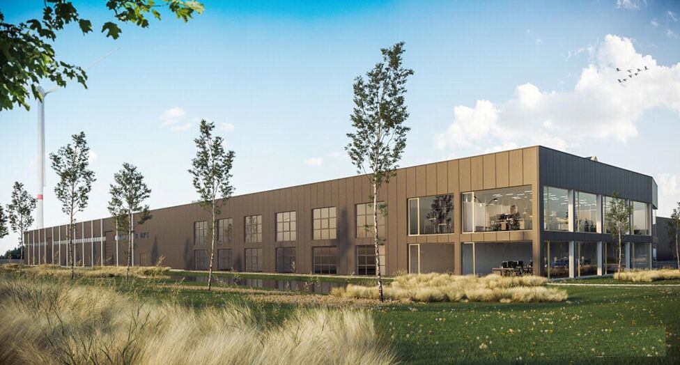 Het betreft een gerenoveerd bedrijfsgebouw gelegen op de voormalige site van drukkerij Proost, in de industriezone Everdongen te Turnhout. De site geniet een uitstekende en centrale ligging, vlakbij oprittencomplex 24 (Turnhout-Centrum) van de E34. Dit re