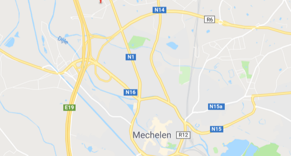 Mechelen Campus is een hoogwaardig en multifunctioneel kantorencomplex met een totale kantooroppervlakte van circa 55.000 m&sup2;, verspreid over 11 gebouwen. De campus wordt gekenmerkt door een markante toren van ongeveer 60 meter hoog, omringd door tien lag