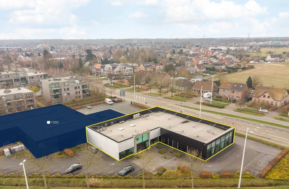 Baanwinkel te huur in Wijnegem