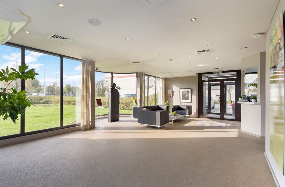 Bedrijfsgebouw te huur in Lier