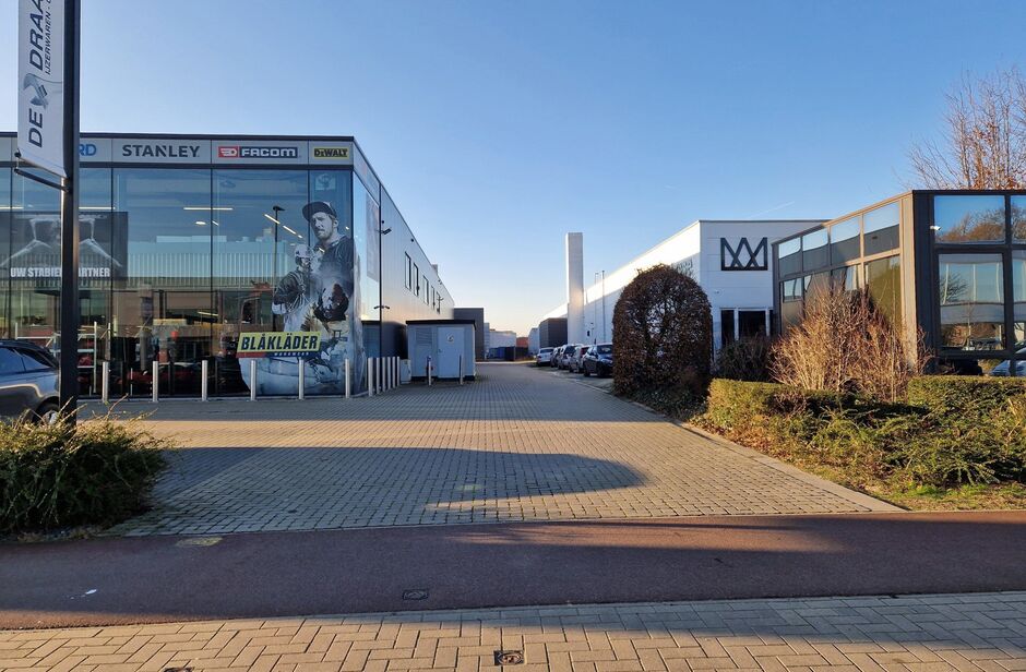 Bedrijfsgebouw te koop in Antwerpen Wilrijk