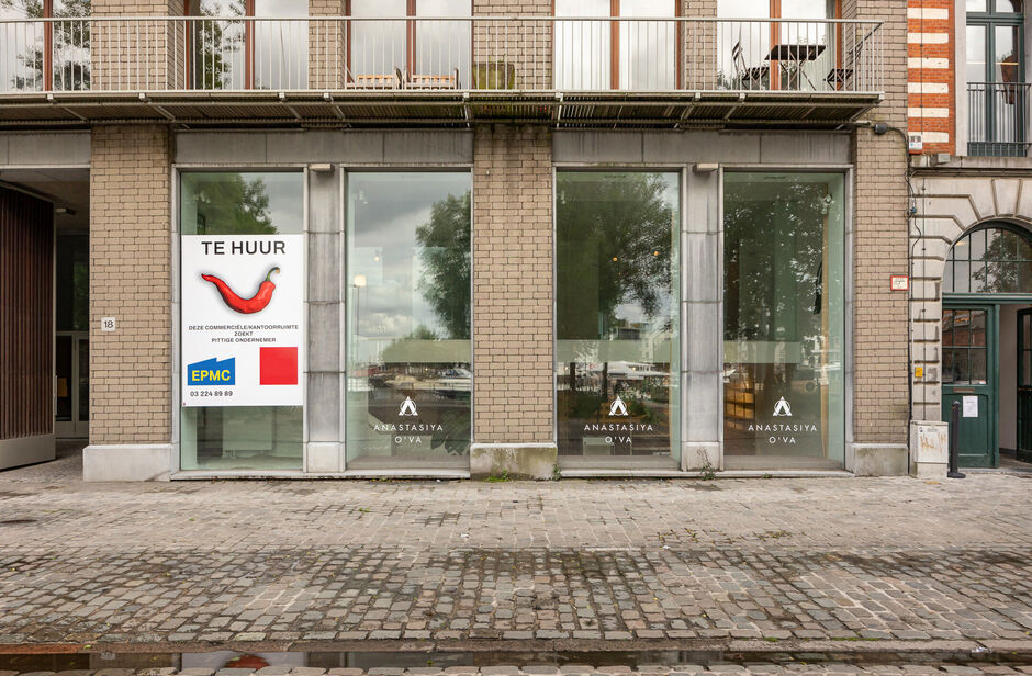 Commercieel gelijkvloers te huur in Antwerpen