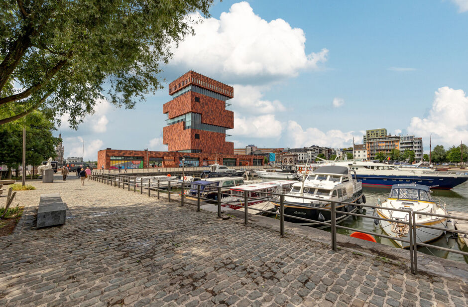 Commercieel gelijkvloers te huur in Antwerpen