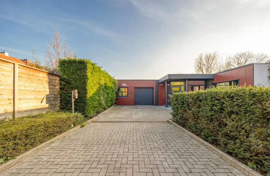 Gebouw voor gemengd gebruik te koop in Edegem