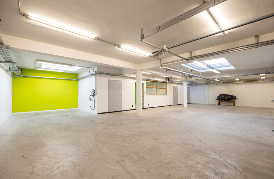 Gebouw voor gemengd gebruik te koop in Edegem