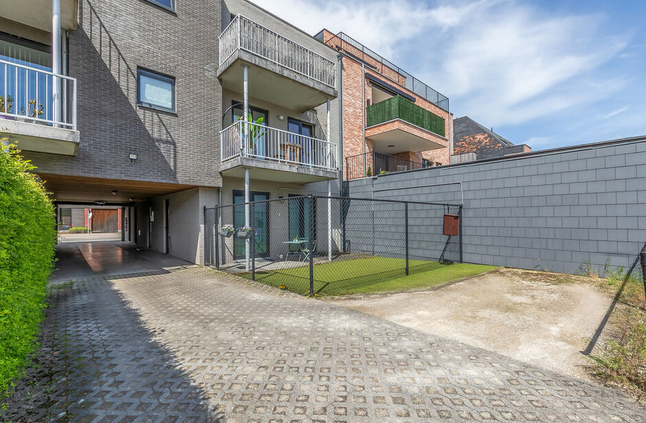 Individuele handelszaak te huur in Zoersel