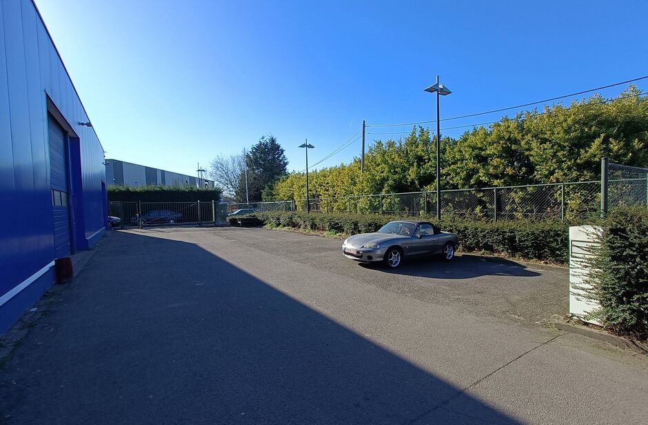 Industrieel gebouw te huur in Mechelen