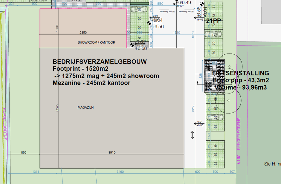In de industriezone 'De Vloeiende' te Kapellen wordt een nieuw bedrijfsgebouw opgetrokken. Het betreft een gebouw van 1 791 m², bestaande uit 1 275 m² opslagruimte en 516 m² kantoorruimte/showroommogelijkheden, dit op een perceel van ca. 4900 m². Het 