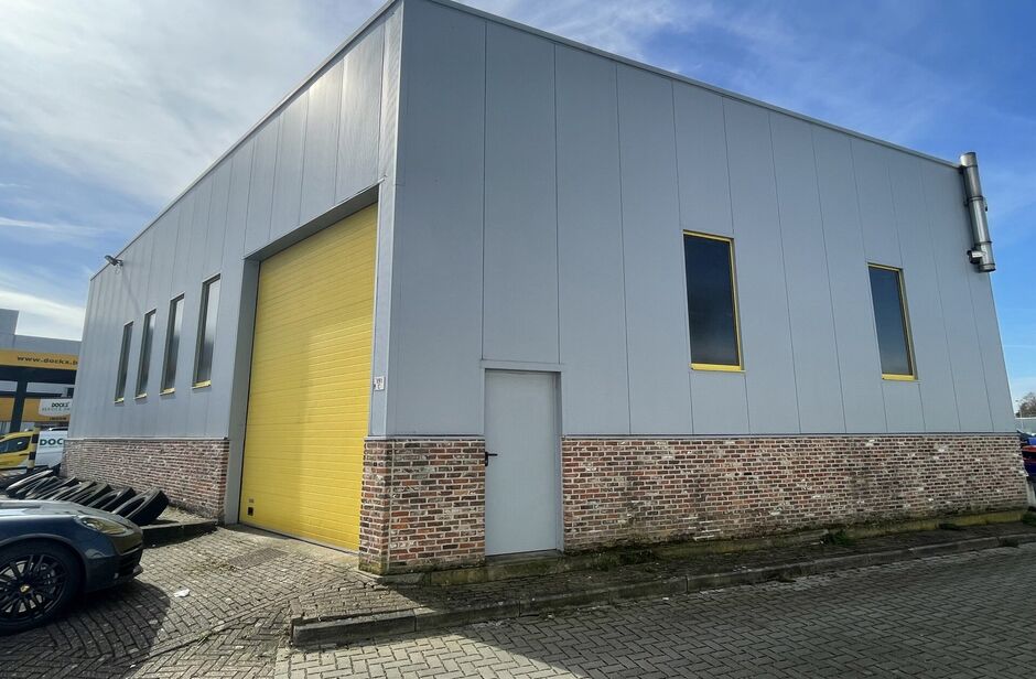 Industrieel gebouw te koop in Mechelen
