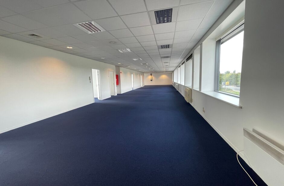 Kantoorgebouw te huur in Antwerpen