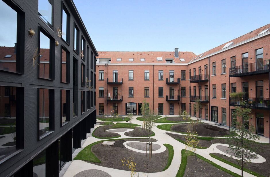 Kantoorgebouw te koop in Antwerpen