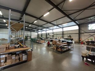 Bedrijfsgebouw te huur in Lier