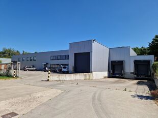 Bedrijfsgebouw te huur in Ranst