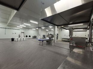 Bedrijfsgebouw te huur in Ranst