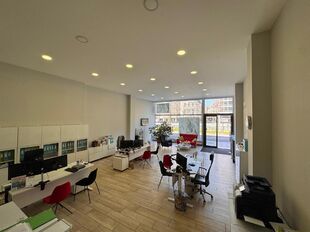 Commercieel gelijkvloers te huur in Antwerpen