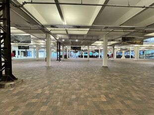 Gebouw voor gemengd gebruik te huur in Antwerpen