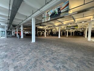 Gebouw voor gemengd gebruik te huur in Antwerpen