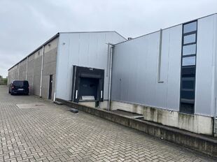 Gebouw voor gemengd gebruik te huur in Antwerpen Ekeren