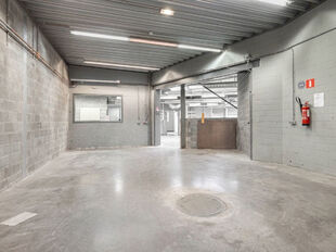 Gebouw voor gemengd gebruik te koop in Antwerpen