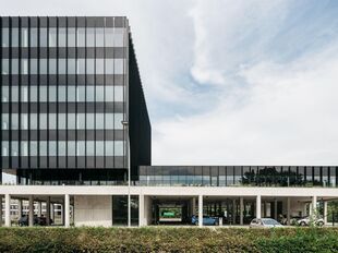 Square One, High-end kantoren te Geel