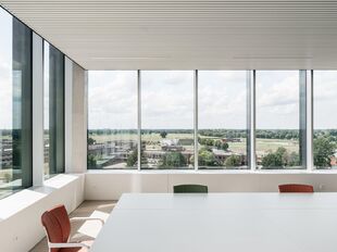 Square One, High-end kantoren te Geel