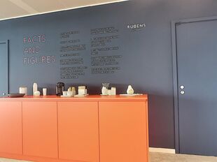 Kantoorgebouw te huur in Antwerpen Berchem