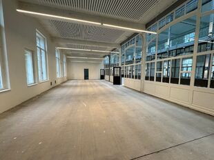 Kantoorgebouw te huur in Brussel