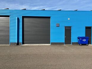 Gelegen op een strategische locatie in Bedrijvenpark Moerbroek, vlak naast de op- en afrit Herentals Industrie van de E313. Deze ligging zorgt voor een uitstekende en directe verbinding met het omliggende wegennet.
Unit 8C omvat ca. 290 m² opslag-/werkr
