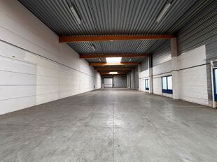 Het betreft de verhuur van verschillende KMO-units met kantoren, gelegen in bedrijvenpark Kontich I & II. Het bedrijvenpark is uitstekend gelegen langs de Prins Boudewijnlaan, in de onmiddellijke nabijheid van de op- en afrit Kontich van de E19 (Antwerpen