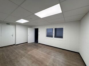 Het betreft de verhuur van verschillende KMO-units met kantoren, gelegen in bedrijvenpark Kontich I & II. Het bedrijvenpark is uitstekend gelegen langs de Prins Boudewijnlaan, in de onmiddellijke nabijheid van de op- en afrit Kontich van de E19 (Antwerpen