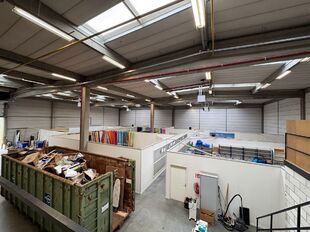 Het betreft de verhuur van verschillende KMO-units met kantoren, gelegen in bedrijvenpark Kontich I & II. Het bedrijvenpark is uitstekend gelegen langs de Prins Boudewijnlaan, in de onmiddellijke nabijheid van de op- en afrit Kontich van de E19 (Antwerpen