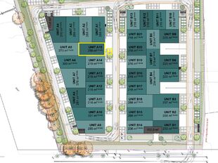 Het betreft een KMO-unit gelegen in het nieuw aangelegde bedrijvenpark 'La Brique'. De site geniet van een goede bereikbaarheid via de E313 (Antwerpen&ndash;Luik) en de nabijheid van de stad Lier.

Het pand omvat een totale oppervlakte van ca. 332 m&sup2;, waarva