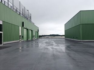 Het betreft de verkoop van de laatste KMO-unit in het gegeerde nieuwbouwproject Westgate te Groot-Bijgaarden. Het project geniet een uitstekende bereikbaarheid dankzij haar onmiddellijke ligging aan de Brusselse Ring (R0), met directe verbindingen naar de