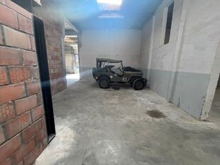 Opslagplaats te koop in Antwerpen Merksem