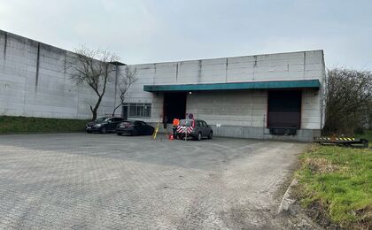 Industrieel gebouw te huur in Hoogstraten