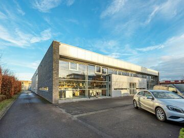 Bedrijfsgebouw te koop in Kalmthout