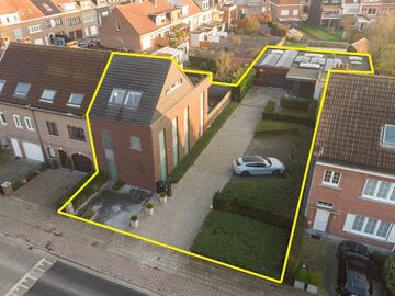 Gebouw voor gemengd gebruik te koop in Edegem
