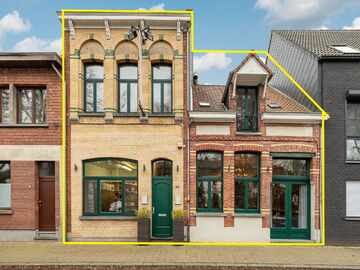 Gebouw voor gemengd gebruik te koop in Kapellen