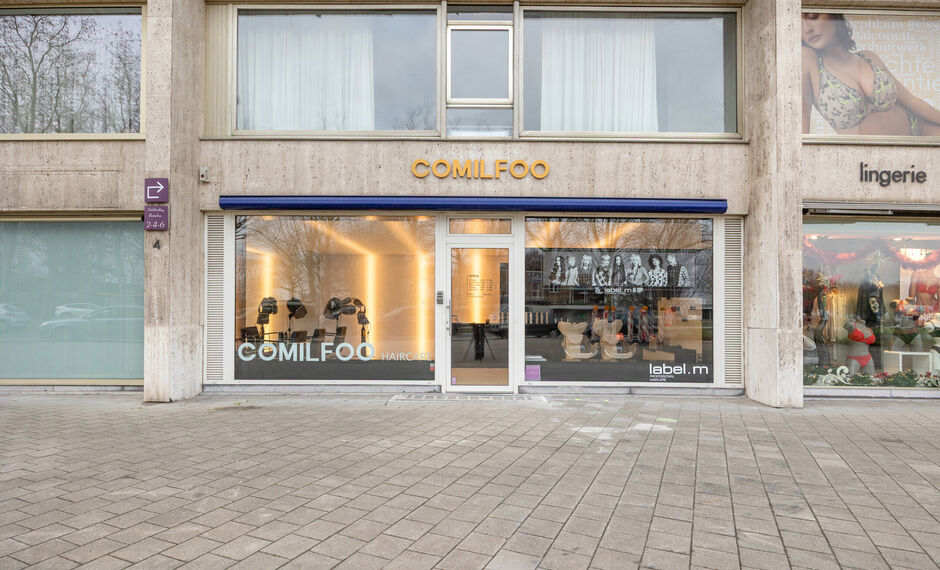 Op een gunstige en vlot bereikbare locatie op Linkeroever bieden wij dit gelijkvloerse handelspand van ca. 40 m&sup2; te koop aan, gelegen aan de Beatrijslaan 40. 

Het pand is geschikt voor diverse handels- of dienstverlenende activiteiten (kantoor, praktijk