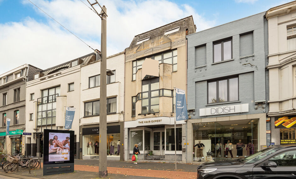 Gebouw voor gemengd gebruik te koop in Mortsel