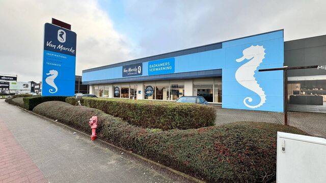 Baanwinkel te huur in Aartselaar