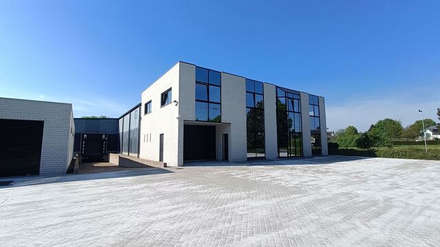 Bedrijfsgebouw te huur in Lier