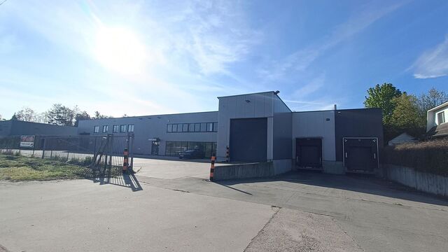 Bedrijfsgebouw te huur in Ranst