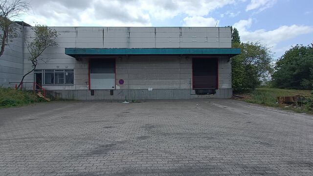 Industrieel gebouw te huur in Hoogstraten