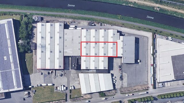 Het betreft de verhuur van een magazijn gelegen in industriezone Cargovil te Vilvoorde. Dit magazijn geniet een uitstekende ligging nabij de R0, E19 en de Van Moer Terminal Vilvoorde. Het gebouw heeft een oppervlakte van ca. 1 559 m² bestaande uit ca. 14