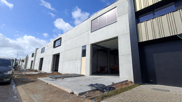 Kmo-unit te huur in Antwerpen Deurne